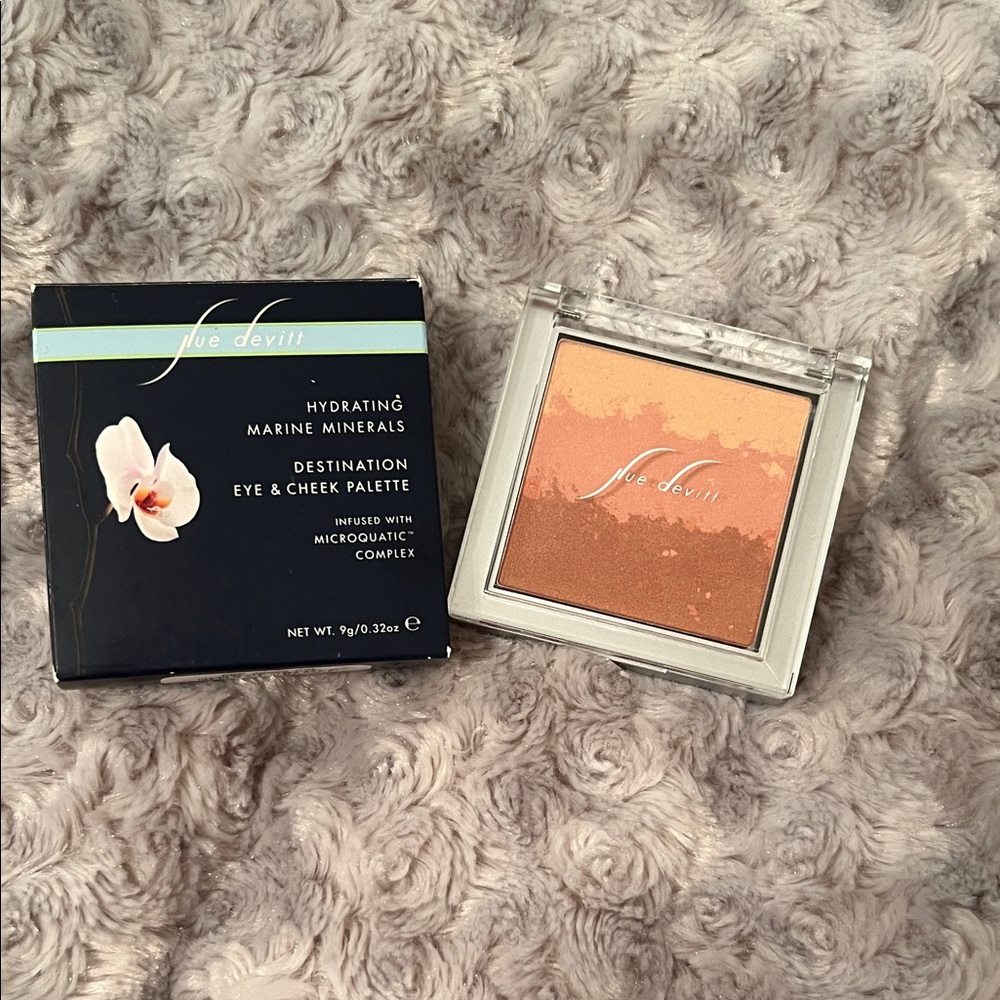 Sue Devitt Destination Eye & Cheek Palette in Beausoleil BNIB